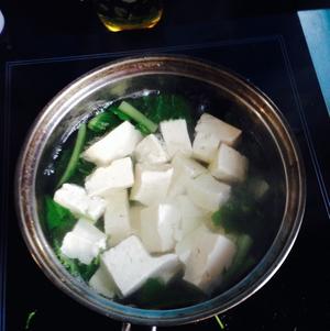 小白菜豆腐清汤的做法 步骤2