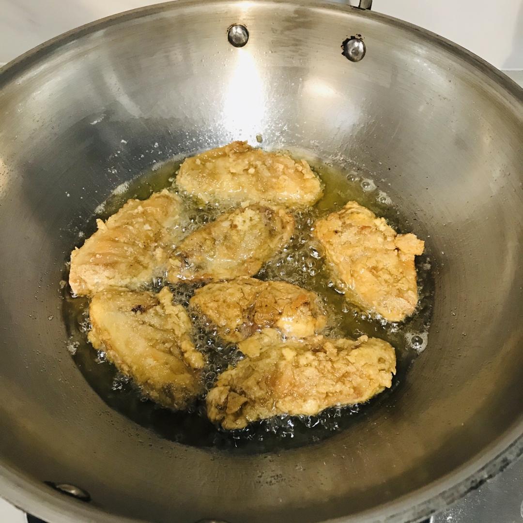 蒜香炸鸡翅