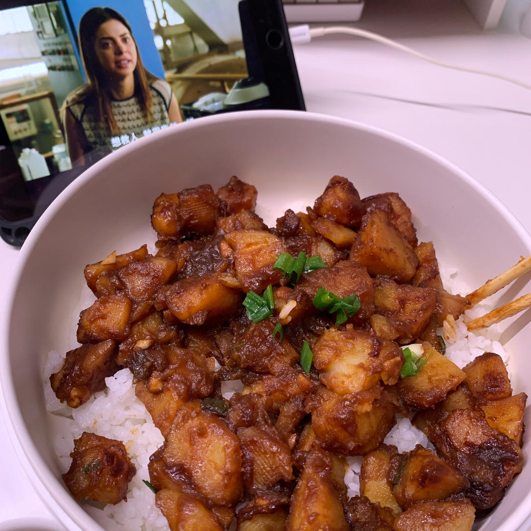 🔥巨下饭，软糯入味！比肉还好吃的红烧土豆