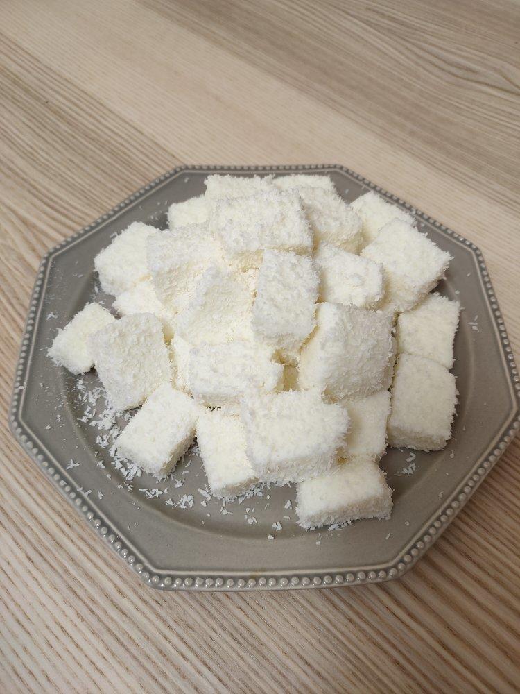 比85℃好吃百倍的椰蓉牛奶小方