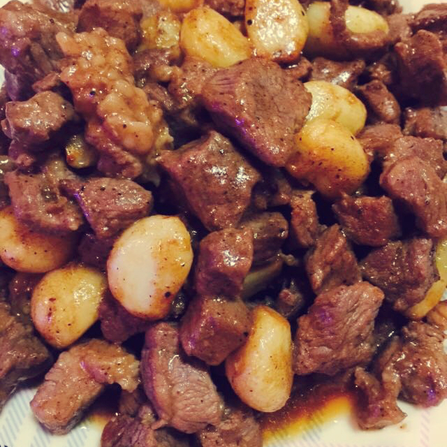 黑蒜子牛肉粒