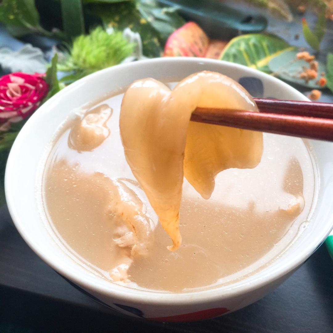 花胶瑶柱炖瘦肉