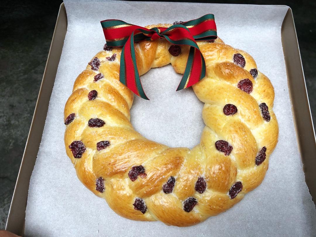 西瓜不甜不要钱咯做的葡萄干奶酥辫子面包
