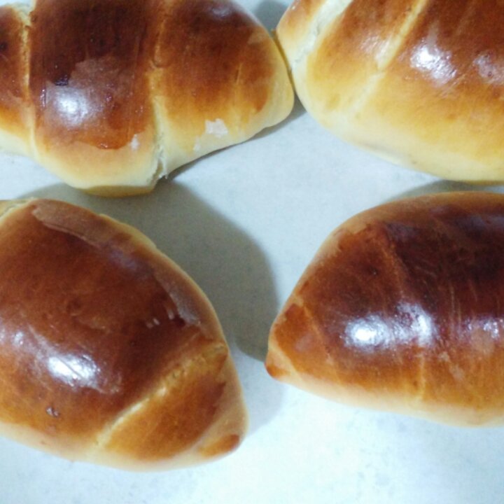 黄油面包卷