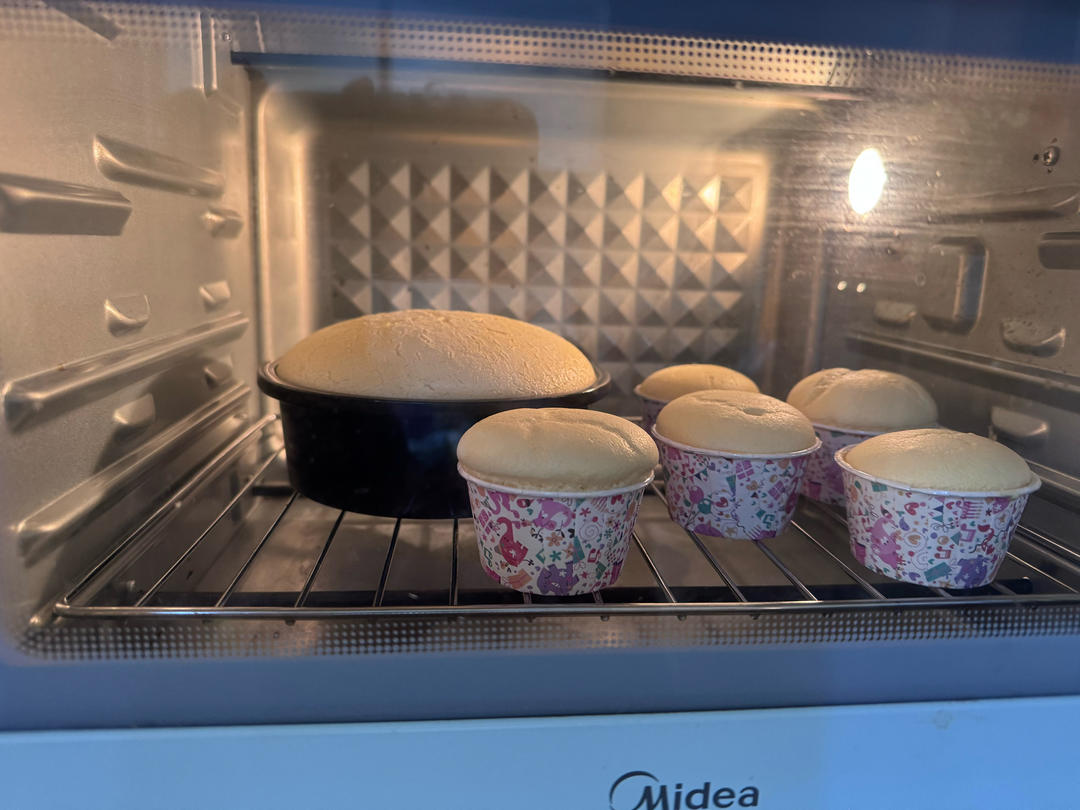 8寸戚风蛋糕（完美不开裂）