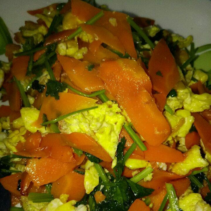 胡萝卜炒鸡蛋