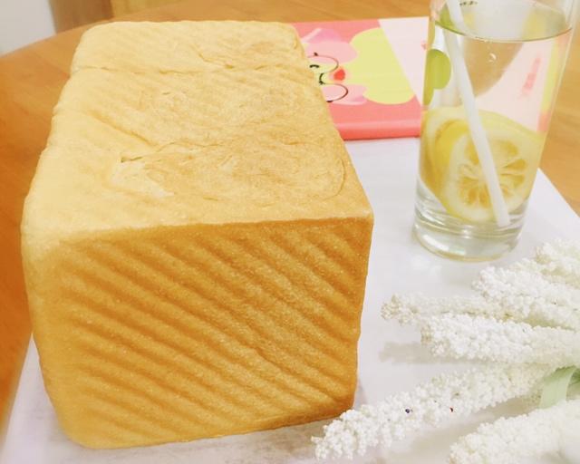 淡奶油吐司——后酵母法的做法