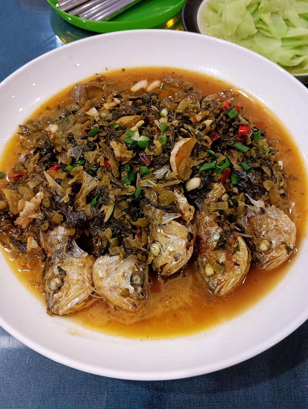 【免煎炸不破皮】家烧雪菜大黄花鱼