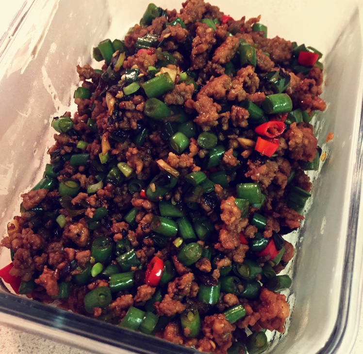 肉沫豆角下饭菜