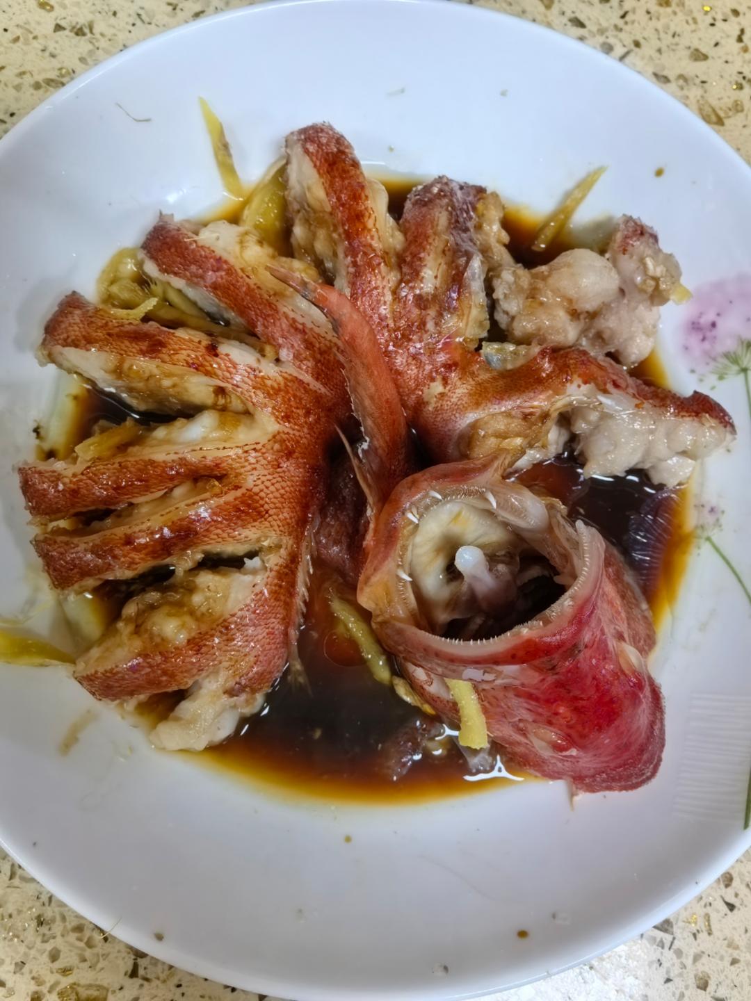 年夜饭菜单--豉油蒸东星斑 / 孔雀开屏蒸鱼