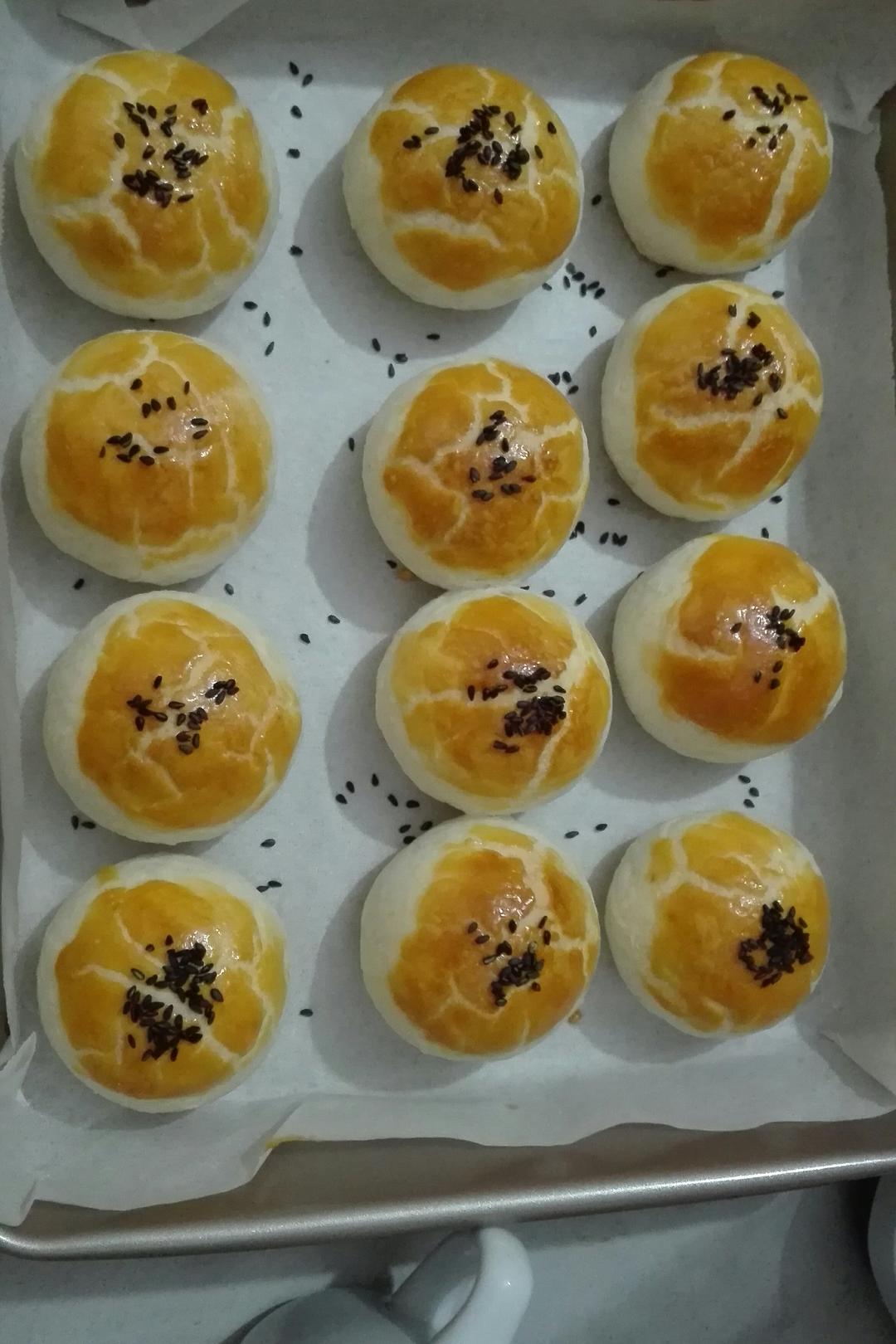 蛋黄酥