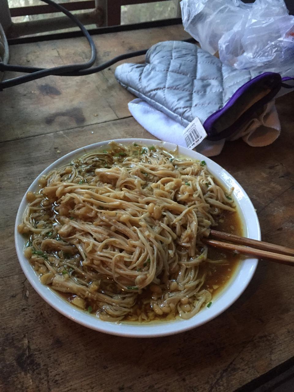 蒜蓉蒸金针菇