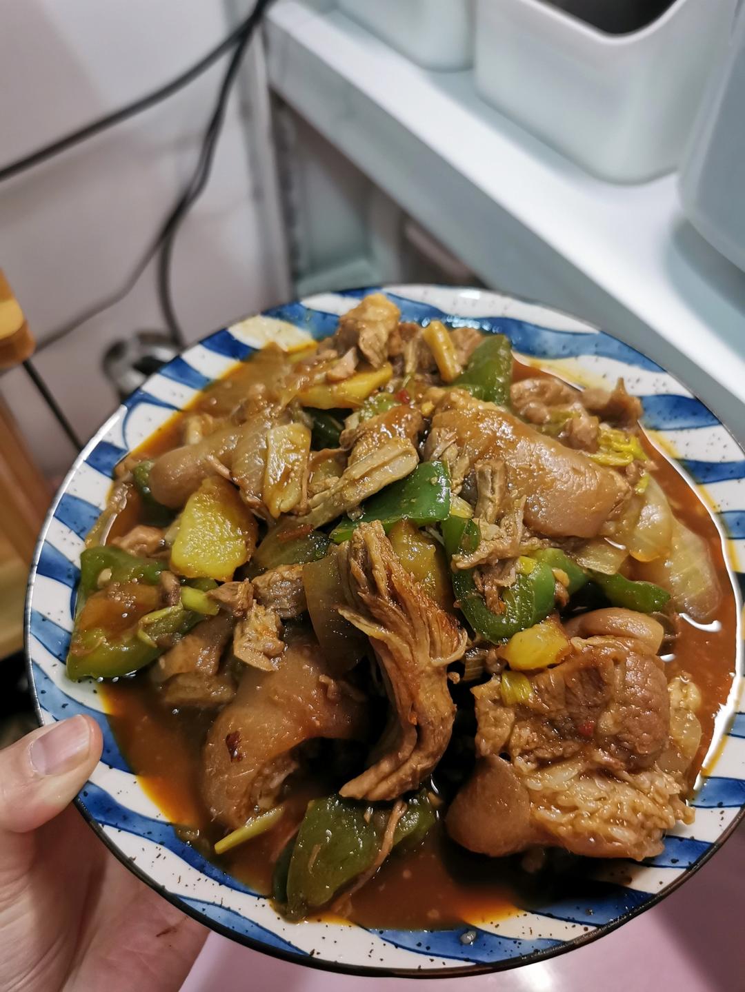 肘子炖土豆