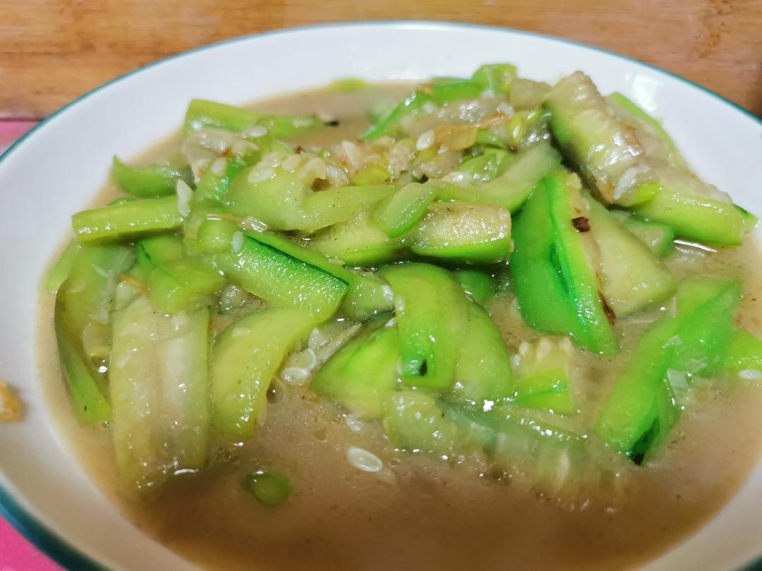 教你在家做丝瓜最好吃的做法，简单又营养，想不好吃都难