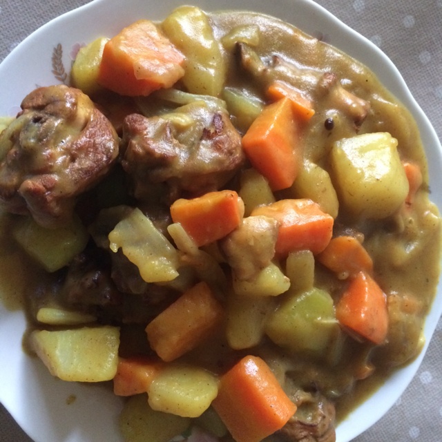 咖喱鸡肉饭