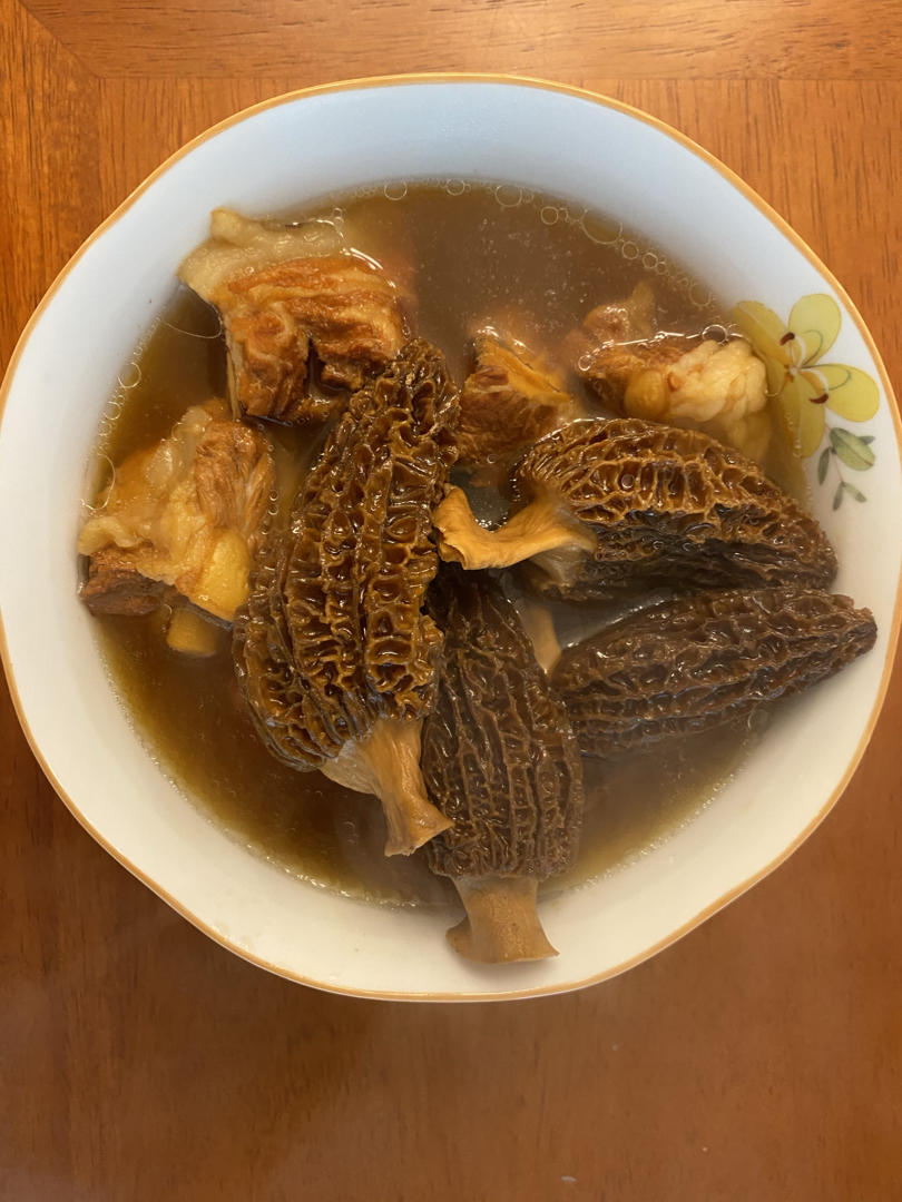 天猫626做的汤鲜味美的羊肚菌煲汤