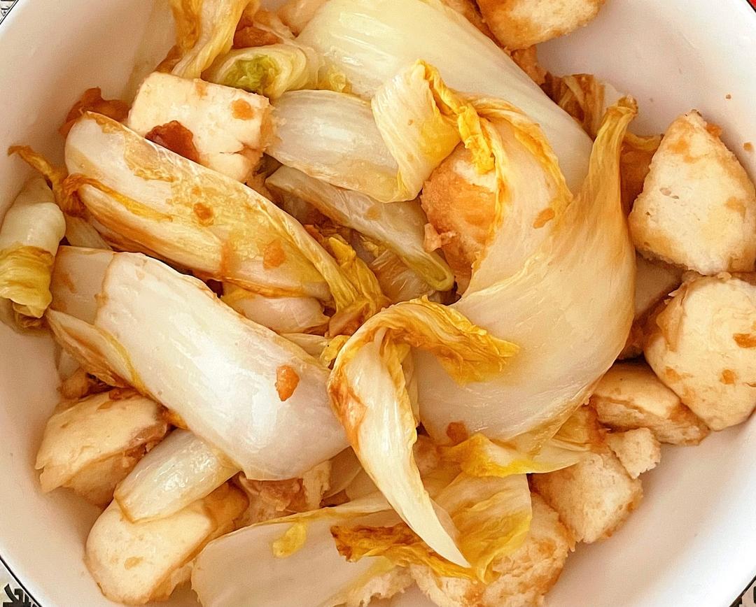 十分钟醋溜白菜炒馒头/湿润版炒馒头的做法