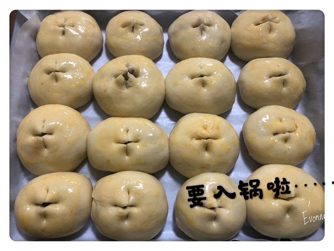 肉松玉米咸口小面包