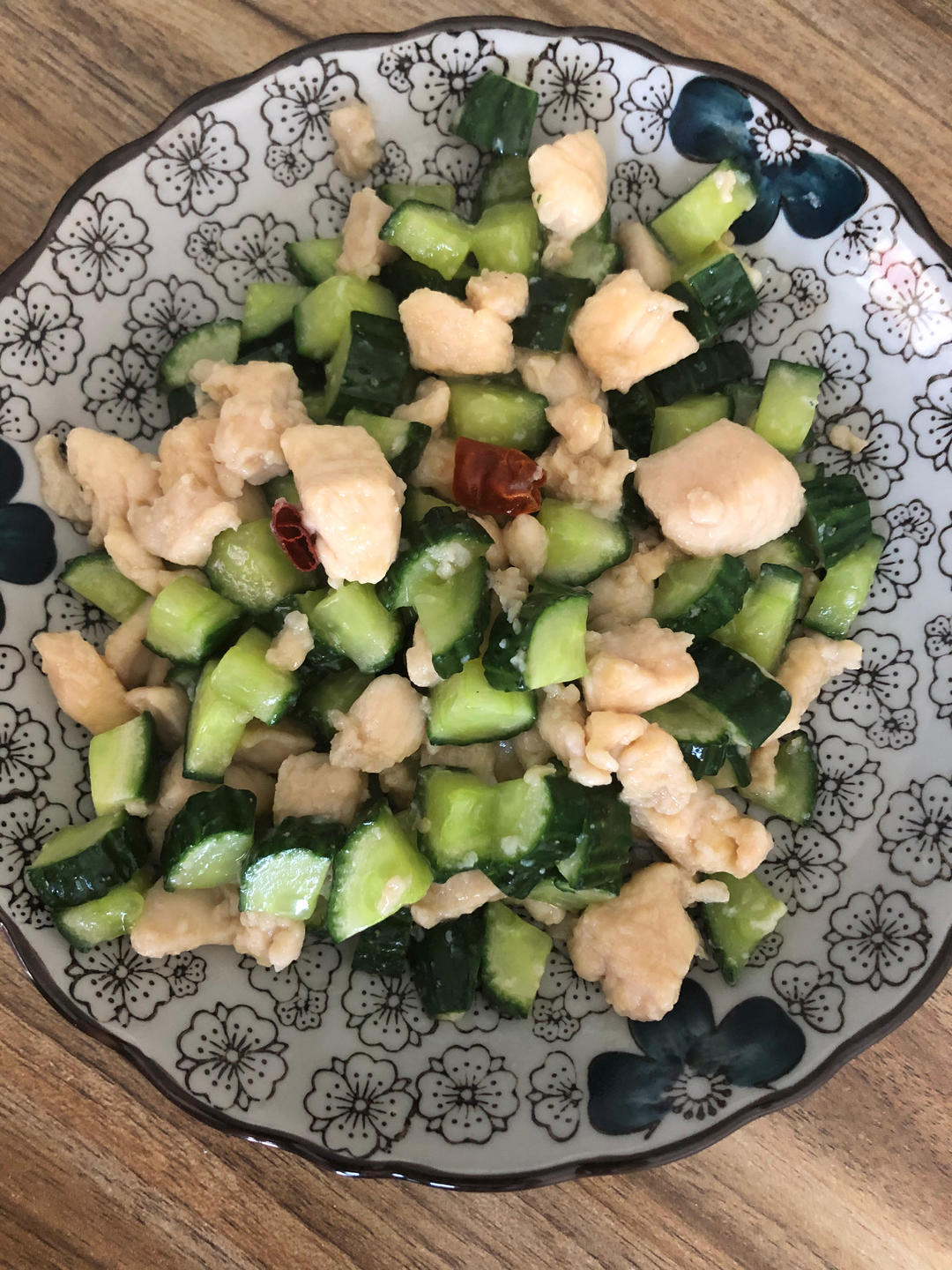 黄瓜鸡丁