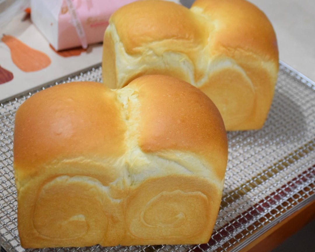 酸奶吐司（100%中种法）可以吃到酸奶的吐司