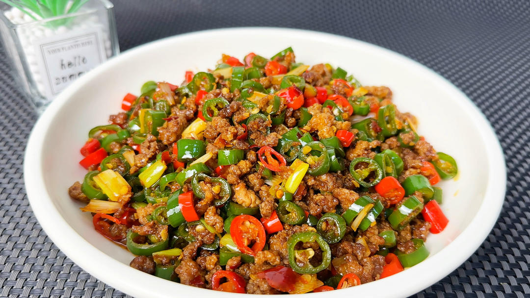 辣椒炒肉末