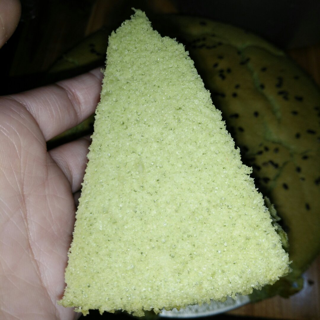 菠菜蛋糕卷（艾叶蛋糕卷)