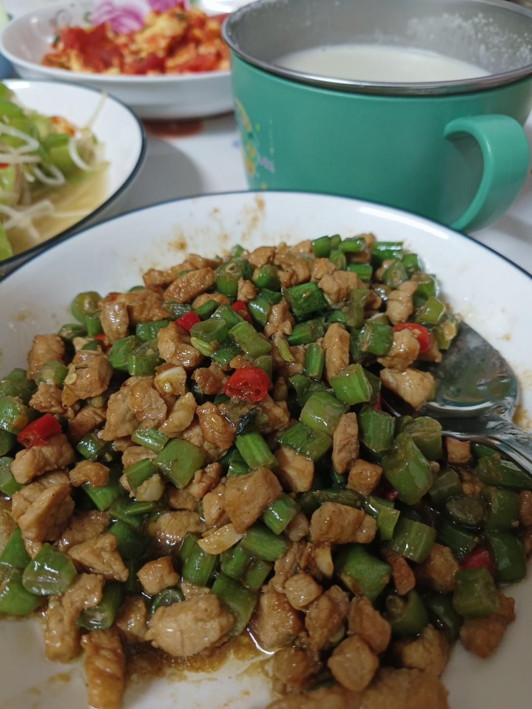 肉沫豆角下饭菜