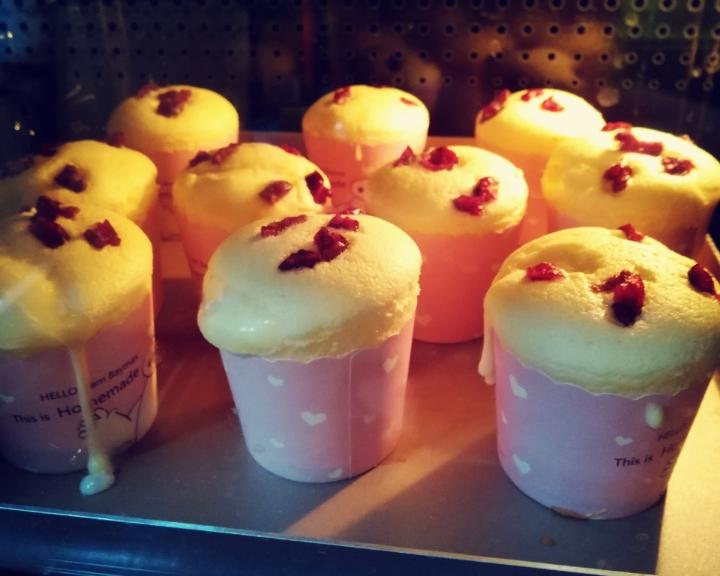 酸奶戚风小杯蛋糕