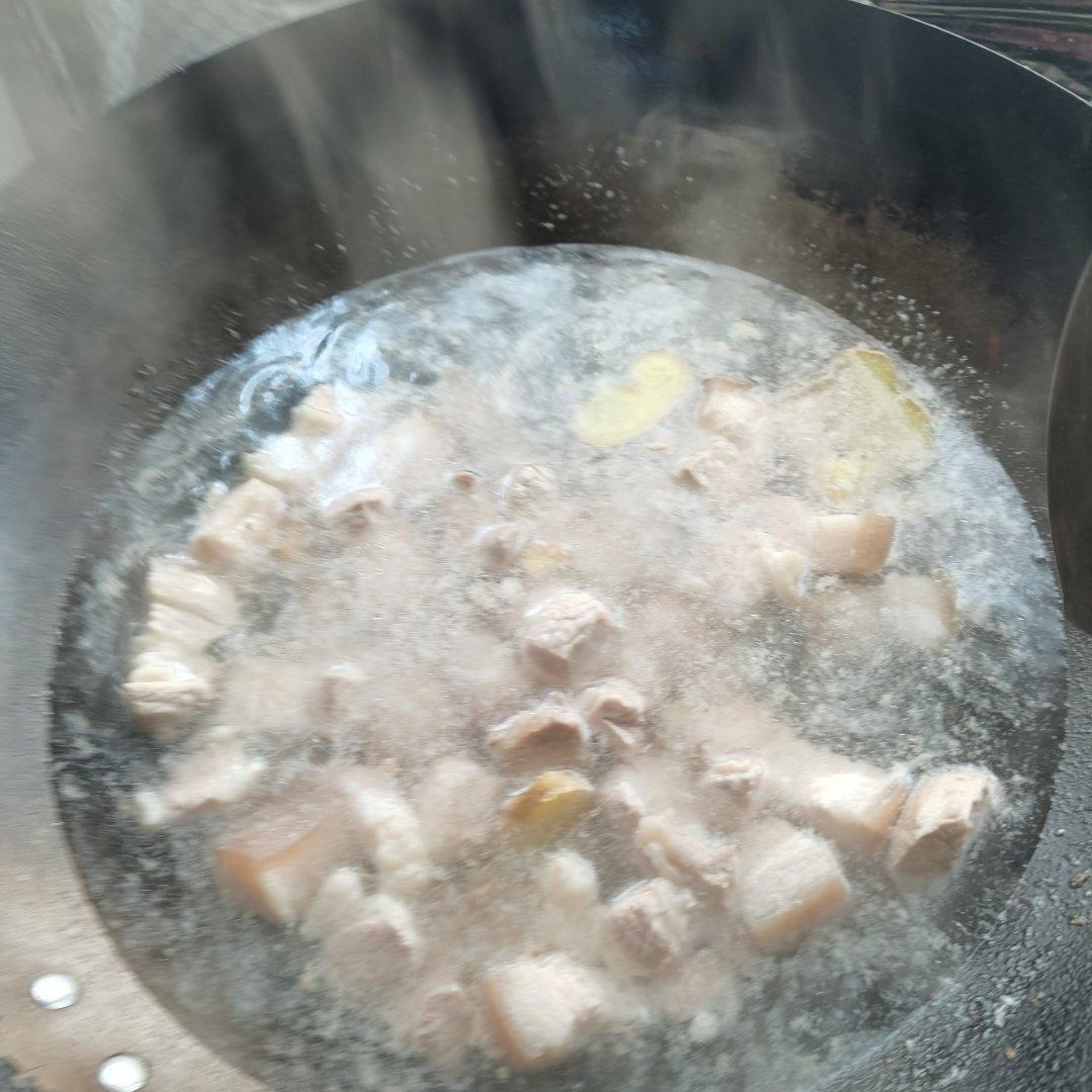 家常版的红烧肉（一点都不腻，软，糯)