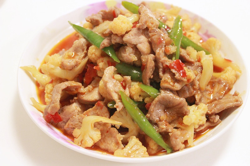 花菜炒肉片