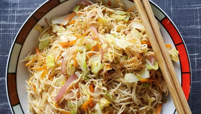 素三丝炒米粉的做法