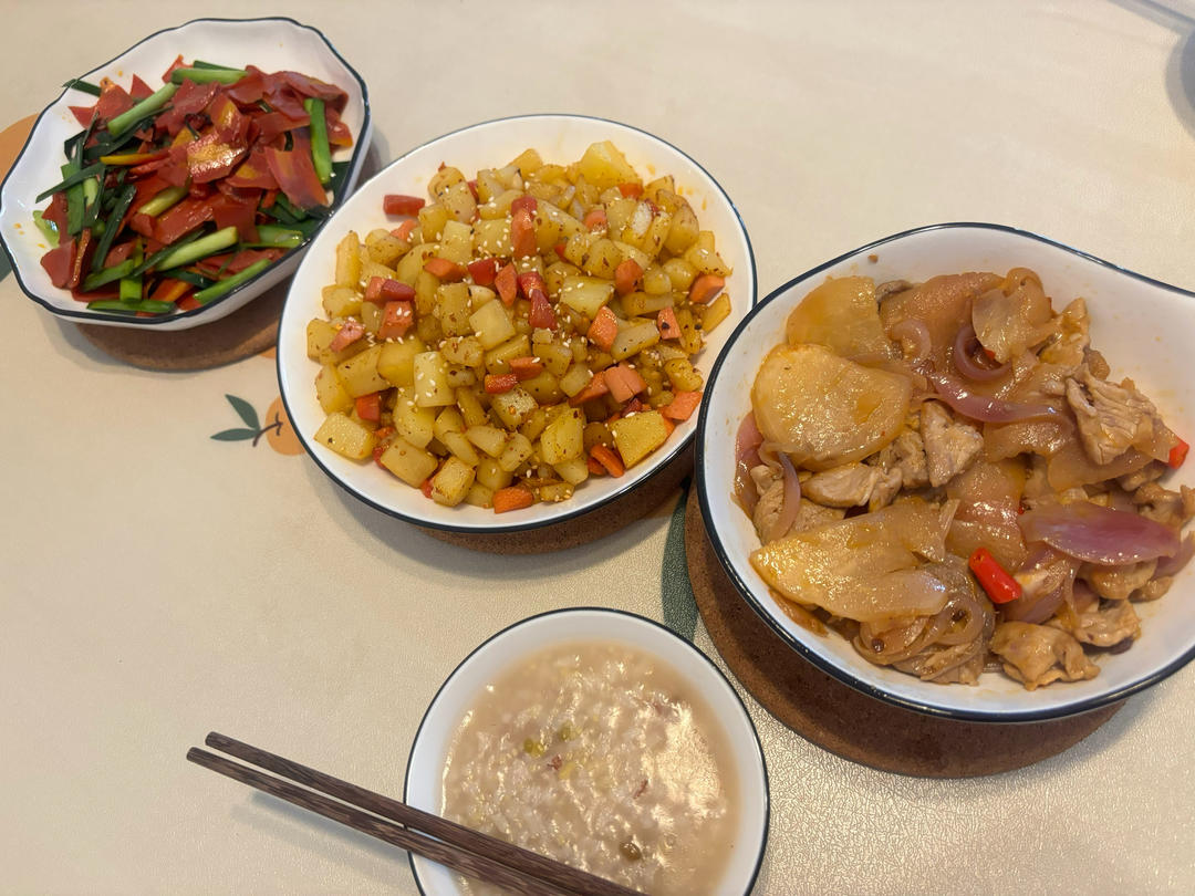 烧烤风味的土豆小香肠