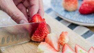 草莓软欧包的做法 步骤29