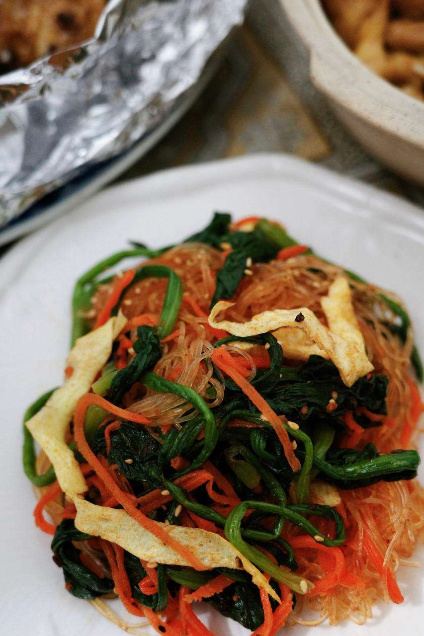 开胃爽口又营养的菠菜拌粉丝