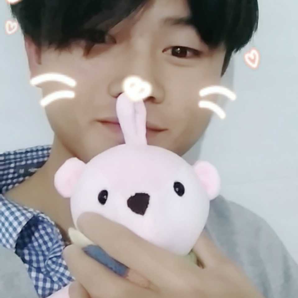 李禾leeh