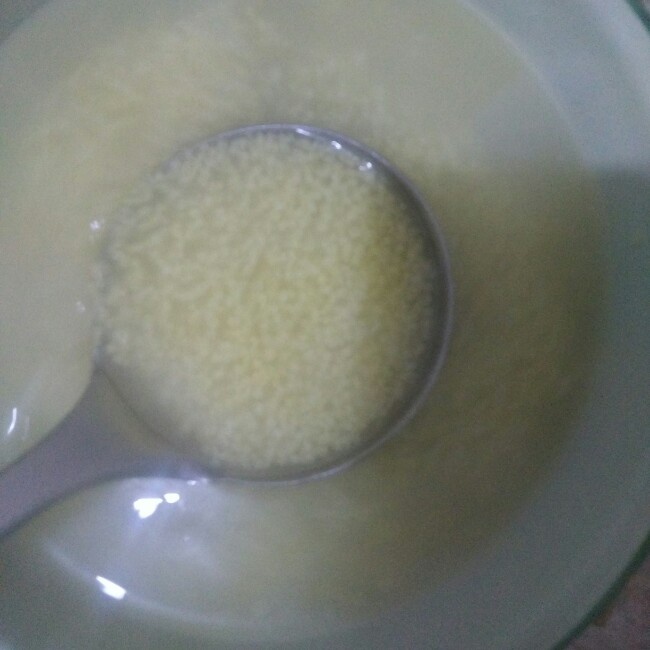 绿色无添加宝宝小米粥