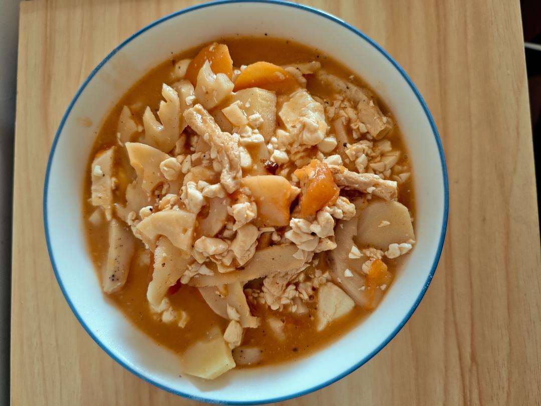 番茄莲藕豆腐汤