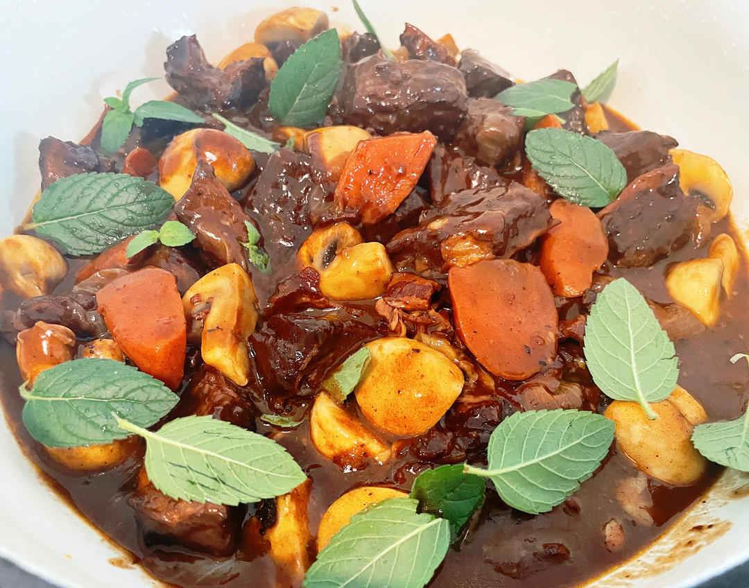 电影《Julie & Julia》原版配方－法式红酒炖牛肉 beef bourguignon