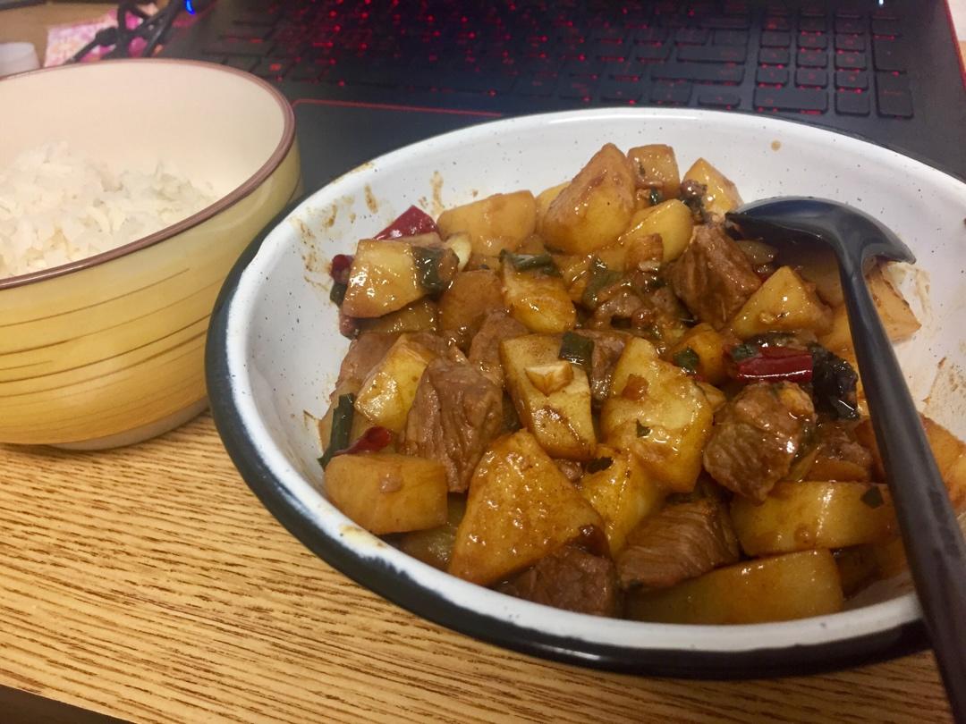 【秘制】超好吃的土豆烧牛肉！