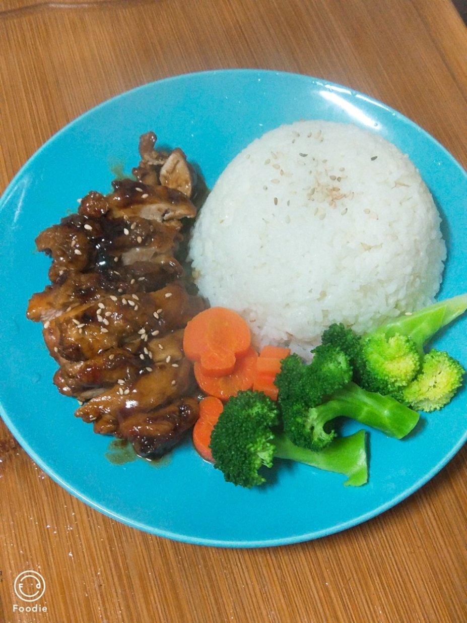 日式照烧鸡排饭