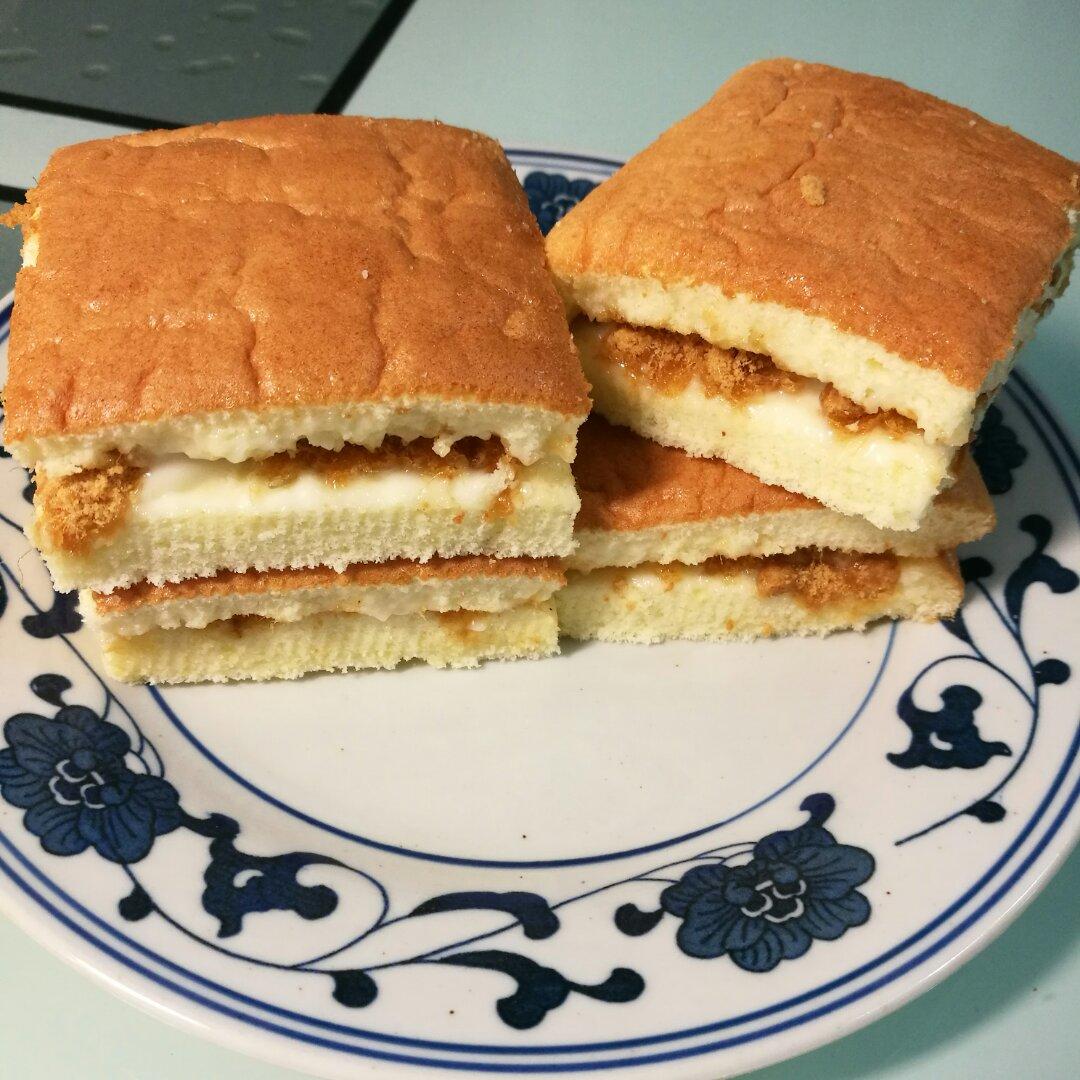 超软的~肉松夹心蛋糕