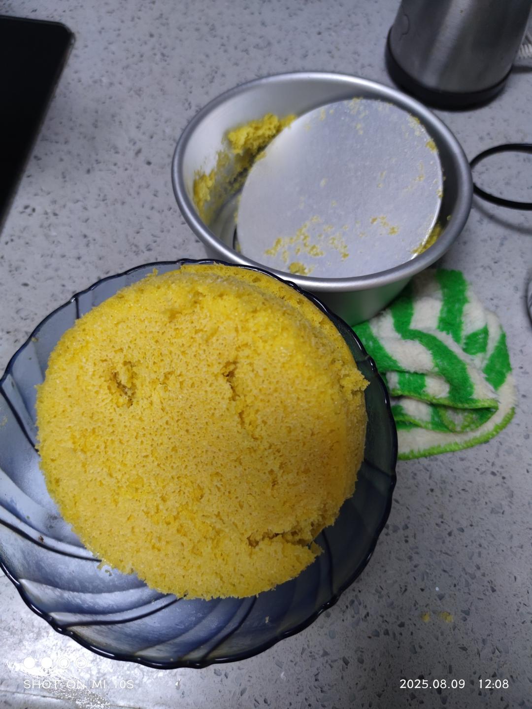 小米不要再煮着吃了，做成蒸糕，孩子爱吃