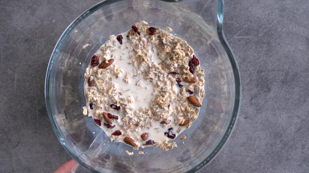 自制燕麦片｜看着燕麦粒被压成燕麦片的过程，真的好解压啊！的做法 步骤6