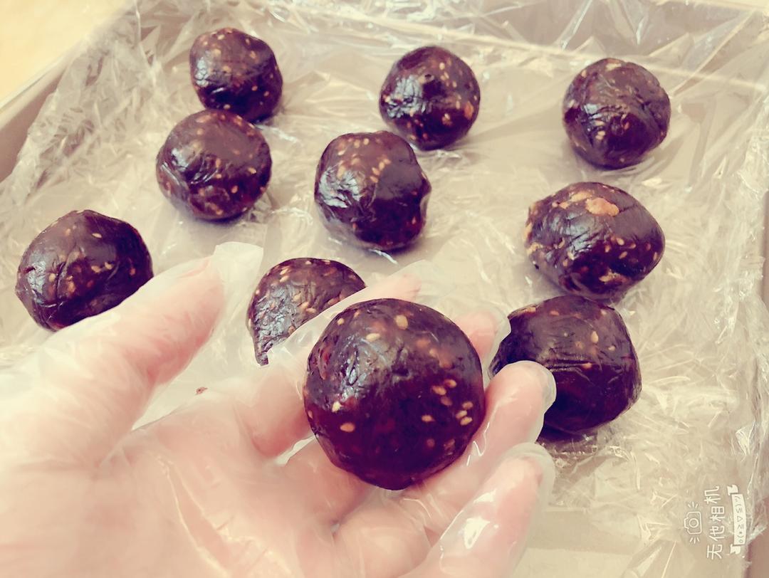 《Tinrry+》菠萝蛋黄酥（超快手、免揉、不用开酥）