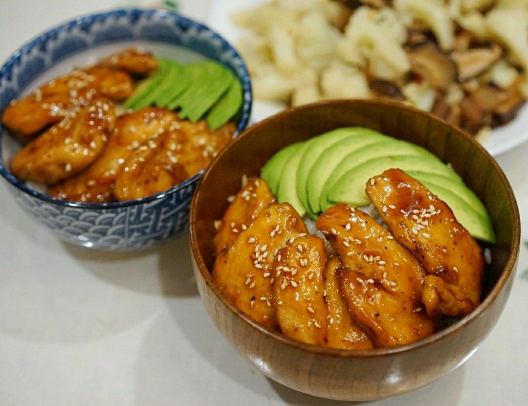 日式照烧鸡排饭