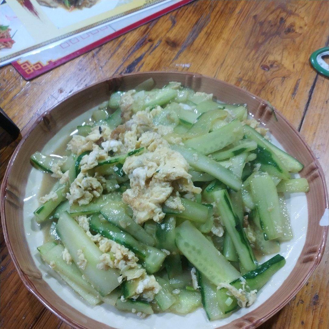 黄瓜炒蛋