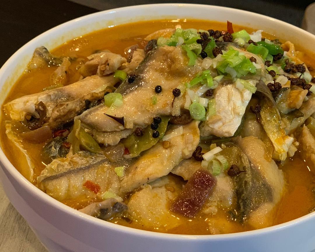 酸菜鱼（乌头鱼也出乎意料的美味）