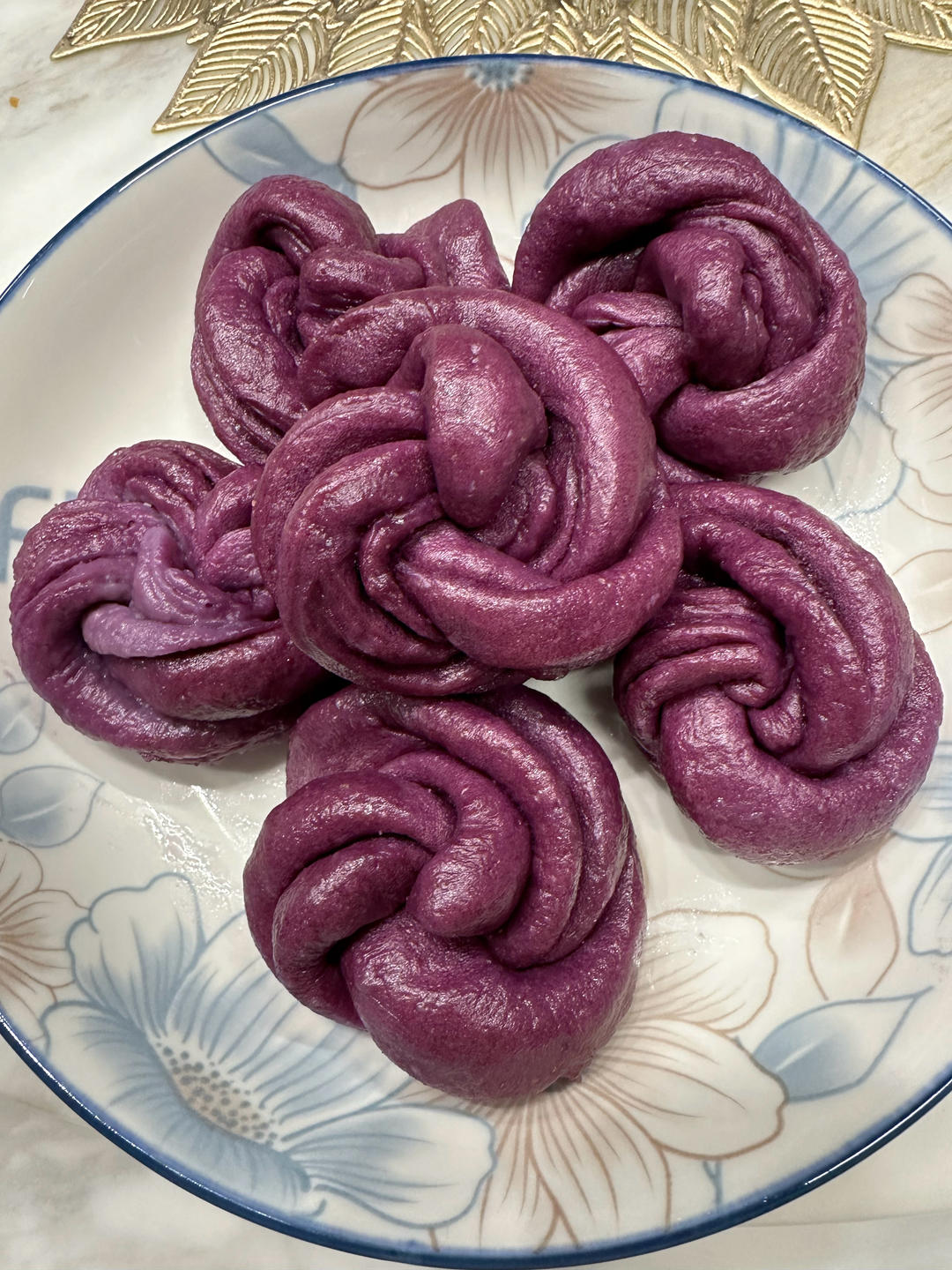 手把手教你蒸既简单又好看又好吃的花花朵🌺花卷（动图图解，一次发酵）