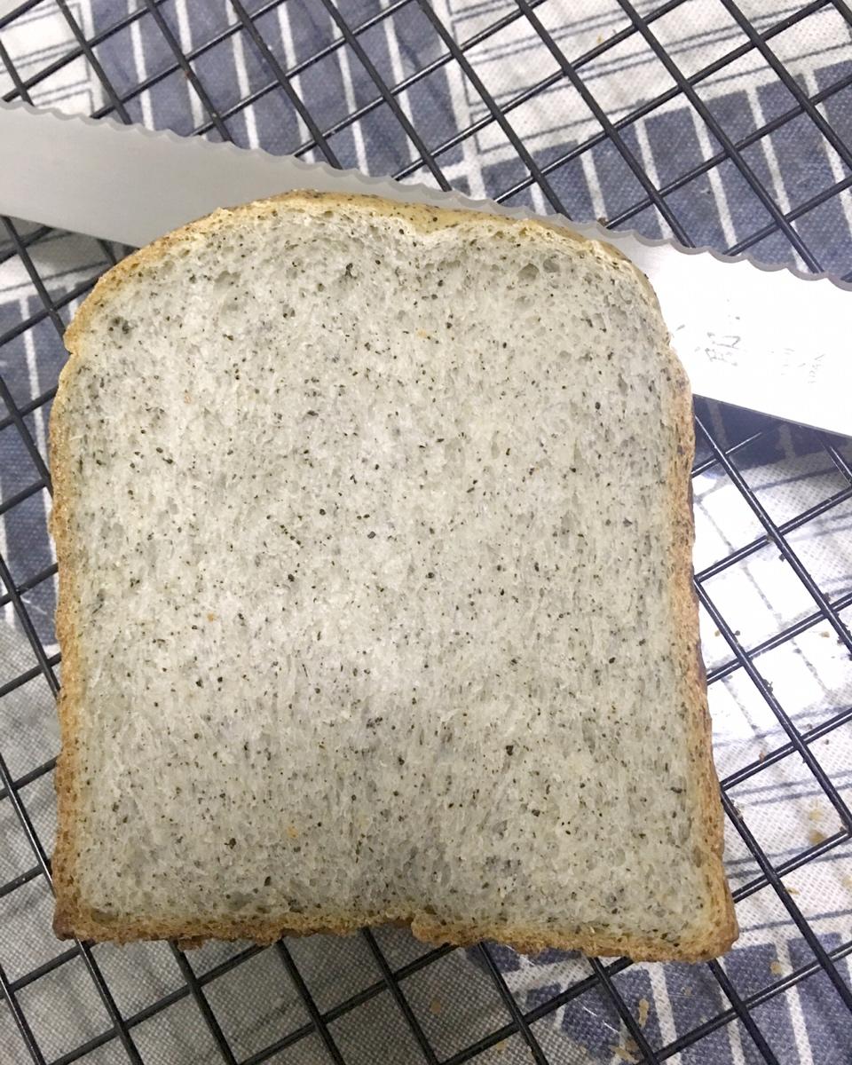 浓香黑芝麻吐司