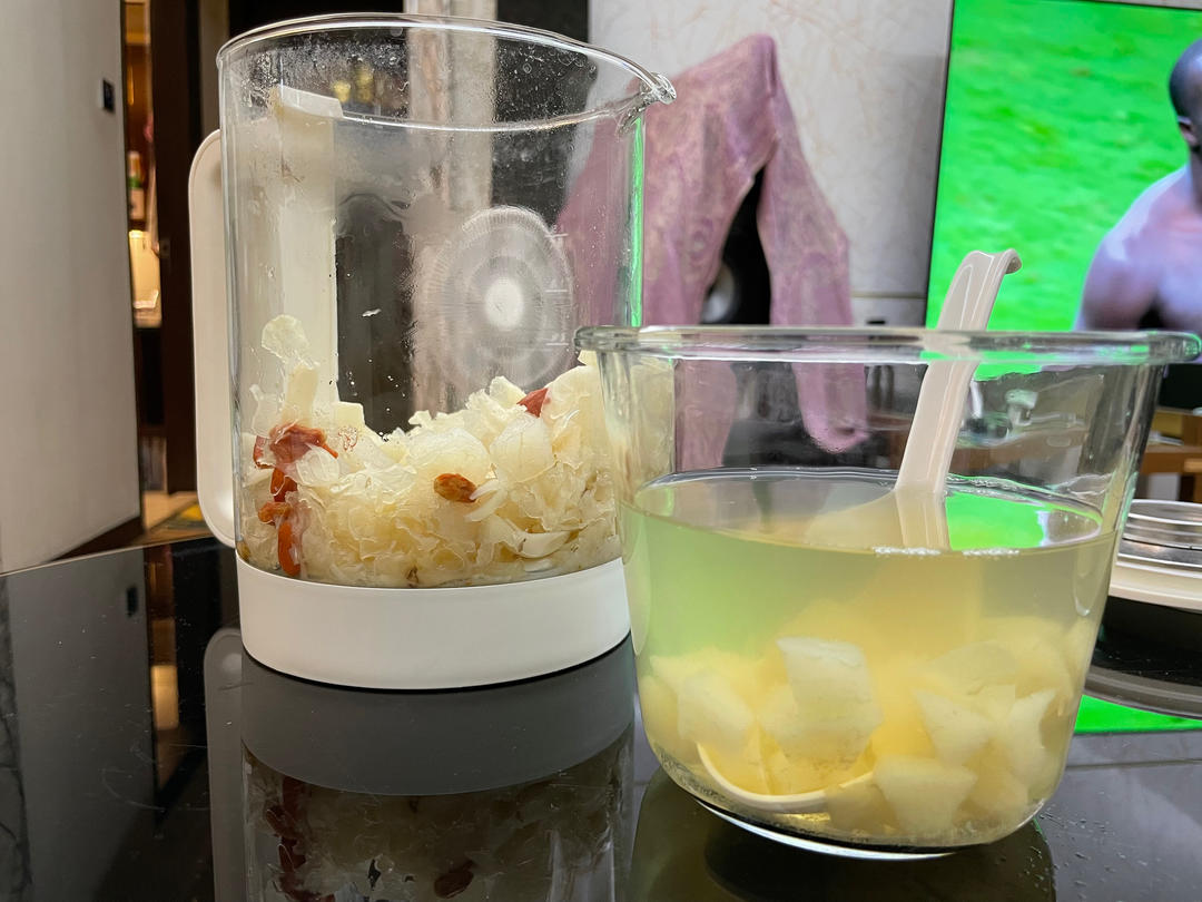 红枣雪梨银耳汤